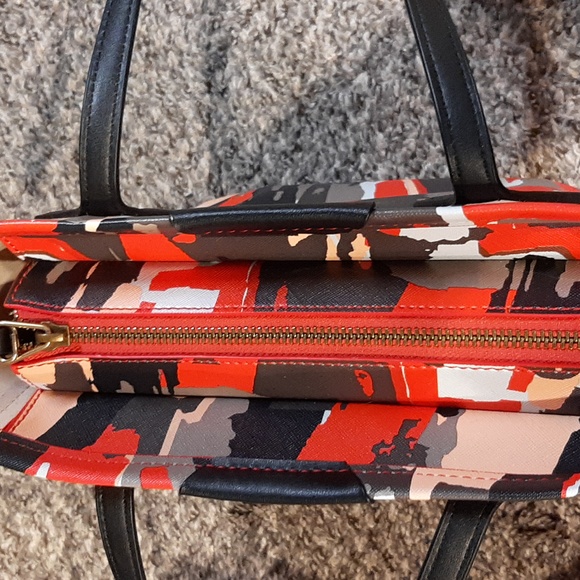 Colorful And Klein Handbag/Purse - Picture 5 of 9